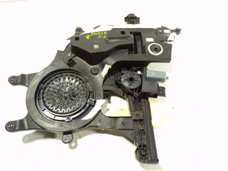 Recambio de elevalunas delantero derecho para toyota proace city 1.2 12v referencia OEM IAM SU001B1545 9830335980 