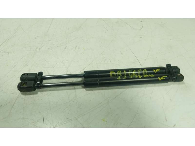 Recambio de amortiguadores maletero / porton para chevrolet camaro 6.2 referencia OEM IAM 92235151 92235151 