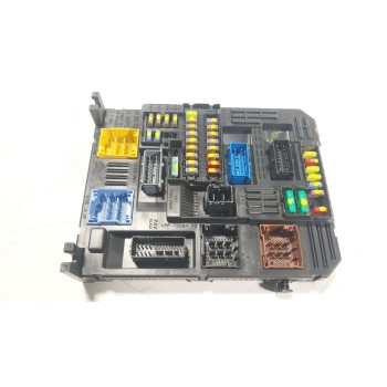 CAJA RELES / FUSIBLES 1673386080 9832880280 