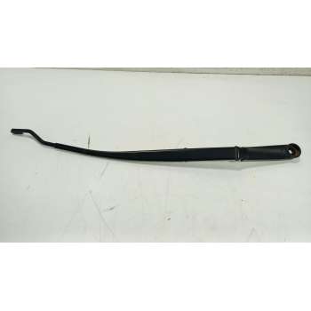 BRAZO LIMPIA DELANTERO DERECHO 983203U000 