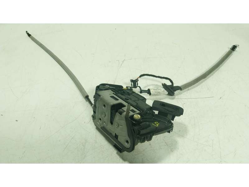 Recambio de cerradura puerta trasera derecha para volkswagen golf viii (cd1, da1) 2.0 tdi referencia OEM IAM  5TA839016Q 