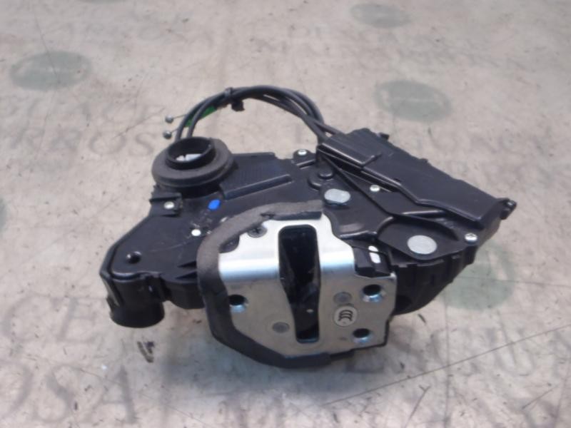 Recambio de cerradura puerta delantera izquierda para toyota prius (nhw20) sol referencia OEM IAM 6904047081  