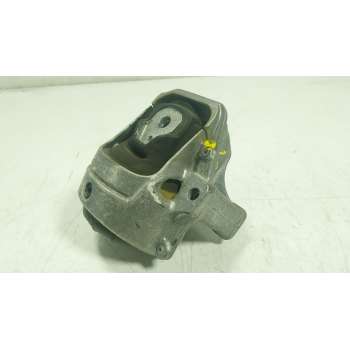 SOPORTE MOTOR DERECHO 8R0199381 