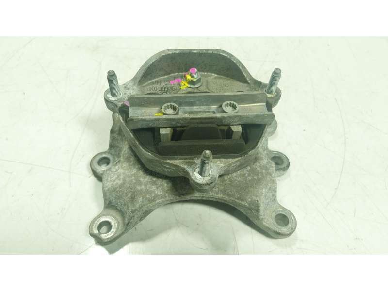 Recambio de soporte motor trasero para porsche macan (95b) 2.0 referencia OEM IAM  8K0399151 