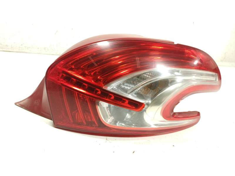 Recambio de piloto trasero derecho para peugeot 208 i (ca_, cc_) 1.4 hdi referencia OEM IAM  9672628380 