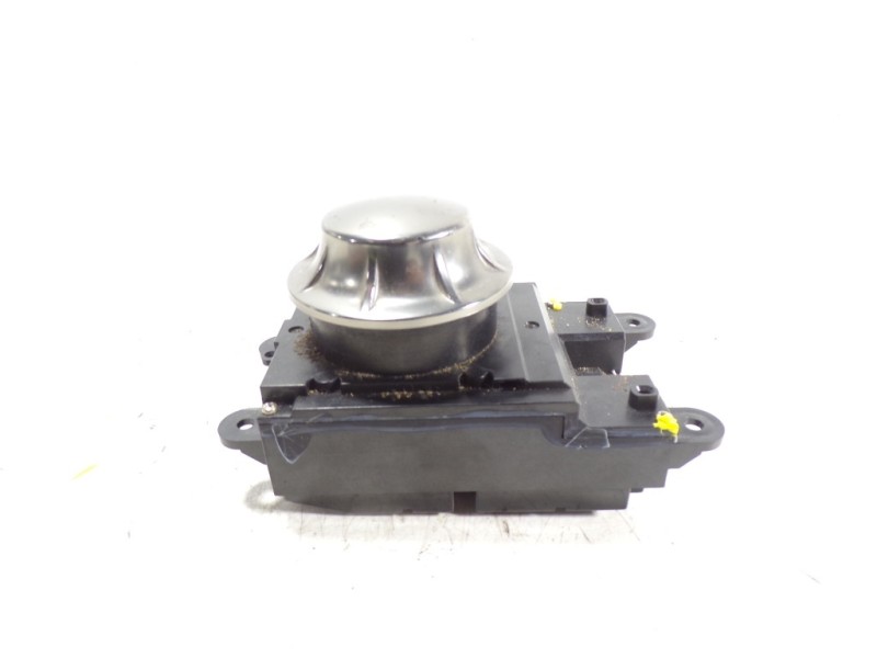 Recambio de mando multifuncion para bmw serie 5 berlina (e60) 2.5 24v turbodiesel cat referencia OEM IAM 65826944884 6944884 