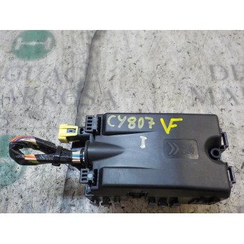 CAJA RELES / FUSIBLES 9806192580 