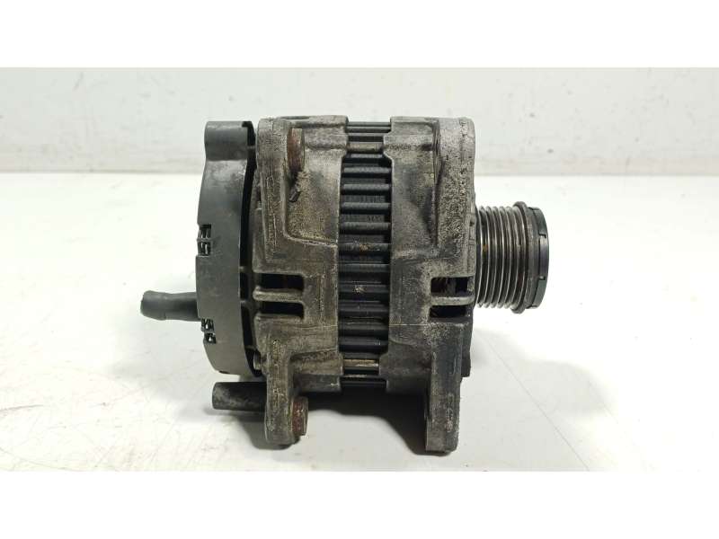 Recambio de alternador para audi q7 (4lb) 3.0 tdi quattro referencia OEM IAM  059903018K 