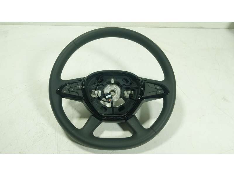 Recambio de volante para dacia sandero iii 1.0 tce 110 referencia OEM IAM 484002535R 484002535R 