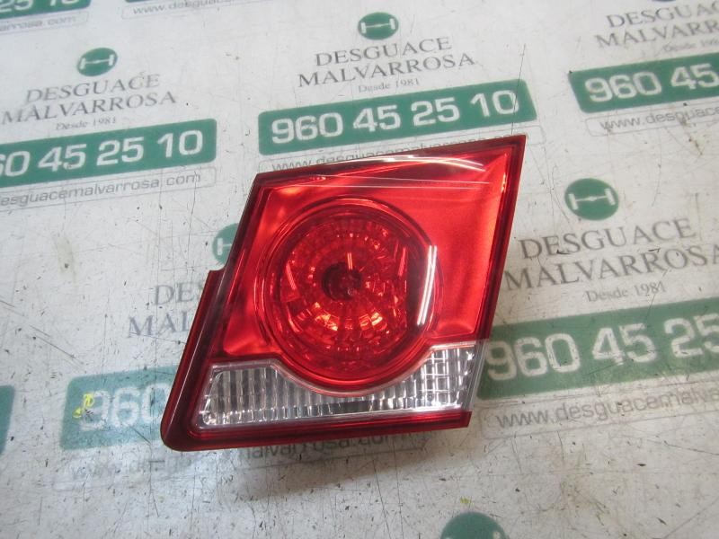 Recambio de piloto trasero derecho interior para chevrolet cruze 2.0 diesel cat referencia OEM IAM 95130773  