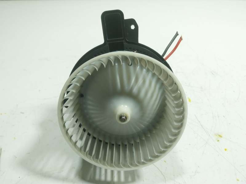 Recambio de motor calefaccion para seat arona (kj7, kjp) 1.0 tsi referencia OEM IAM  2Q1820021 