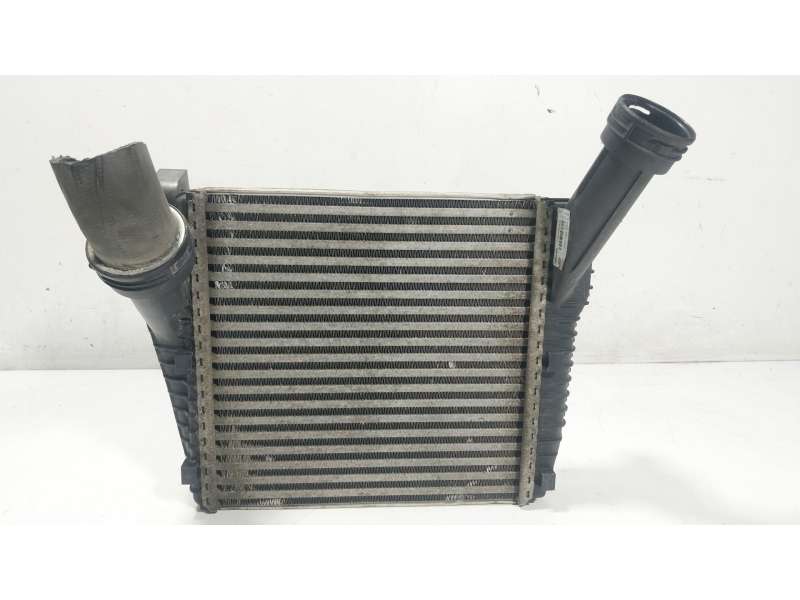 Recambio de intercooler para audi q7 (4lb) 3.0 tdi quattro referencia OEM IAM 7P0145804A 7P0145804A 