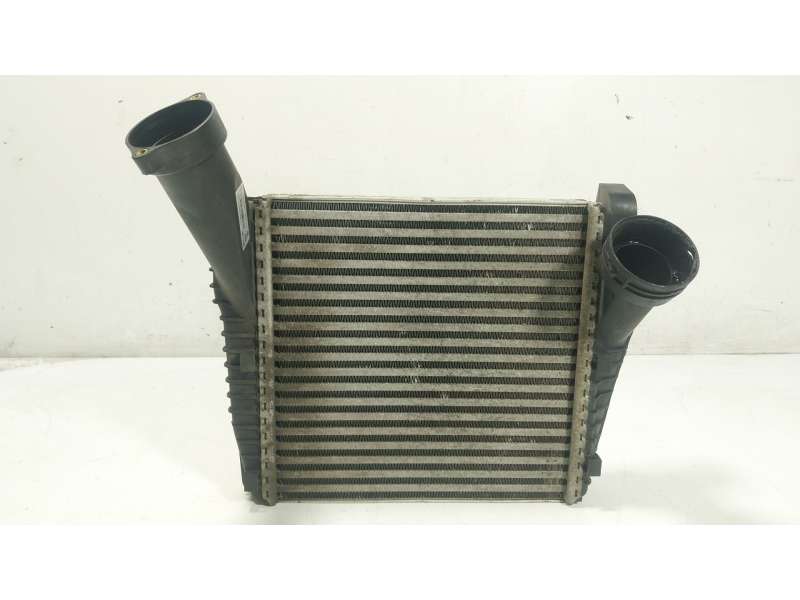 Recambio de intercooler para audi q7 (4lb) 3.0 tdi quattro referencia OEM IAM 7L6145803D 7L6145803D 