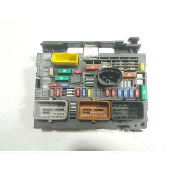 CAJA RELES / FUSIBLES 9807028780 