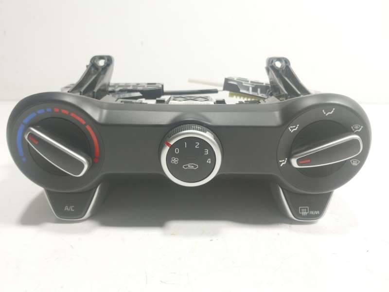 Recambio de mando calefaccion / aire acondicionado para kia stonic (yb) 1.2 cvvt referencia OEM IAM  8120SHS036 