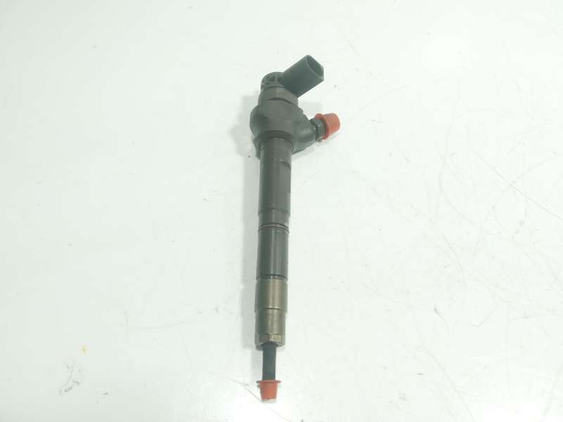 Recambio de inyector para audi a3 sportback (8va, 8vf) 2.0 tdi referencia OEM IAM  04L130277AK 