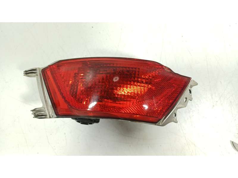 Recambio de piloto trasero antiniebla izquierdo para land rover range rover sport ii (l494) 3.0 sdv6 4x4 referencia OEM IAM  DK6