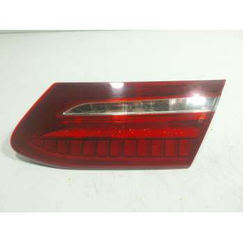 PILOTO TRASERO DERECHO INTERIOR A2389062400 A2389062400 