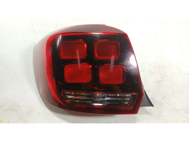 Recambio de piloto trasero izquierdo para dacia sandero ii (b8_) tce 90 (b8m1, b8ma) referencia OEM IAM  265554938R 