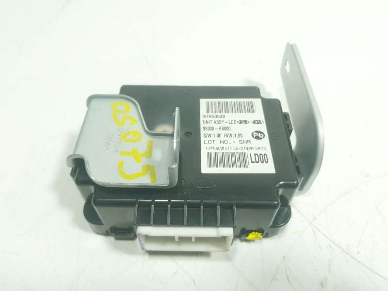 Recambio de modulo electronico para kia stonic (yb) 1.2 cvvt referencia OEM IAM  95300H8000 