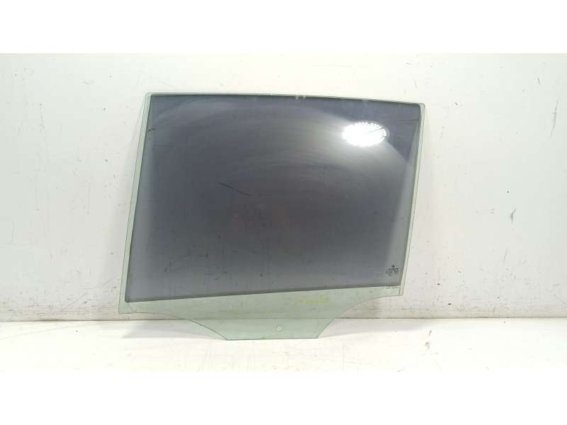Recambio de cristal puerta trasero izquierdo para volkswagen golf vi (5k1) 2.0 tdi referencia OEM IAM 5K6845025C  