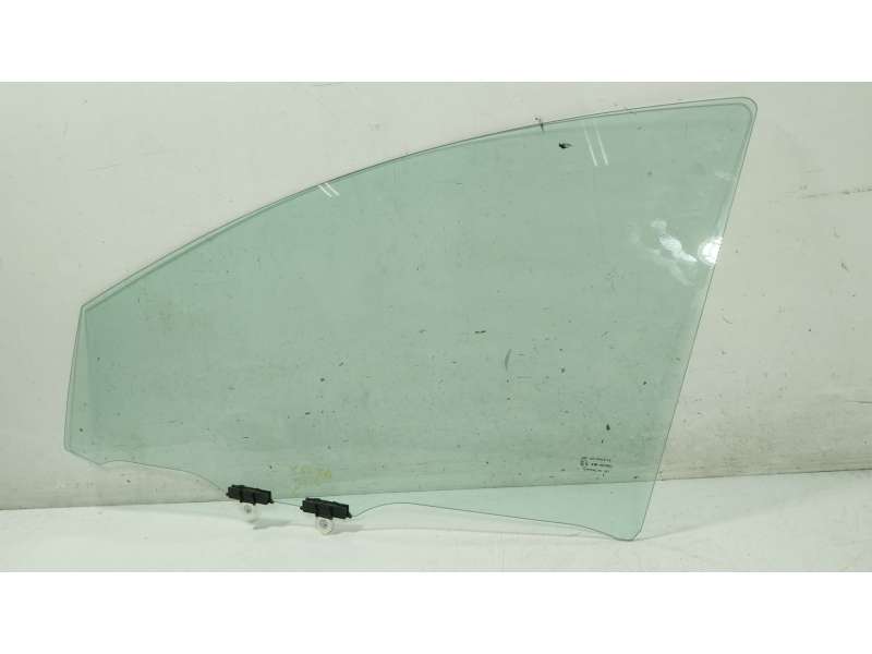 Recambio de cristal puerta delantero izquierdo para toyota yaris (_p21_, _pa1_, _ph1_) 1.5 hybrid (mxph10) referencia OEM IAM   