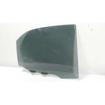 CRISTAL PUERTA TRASERO DERECHO 681030D040 