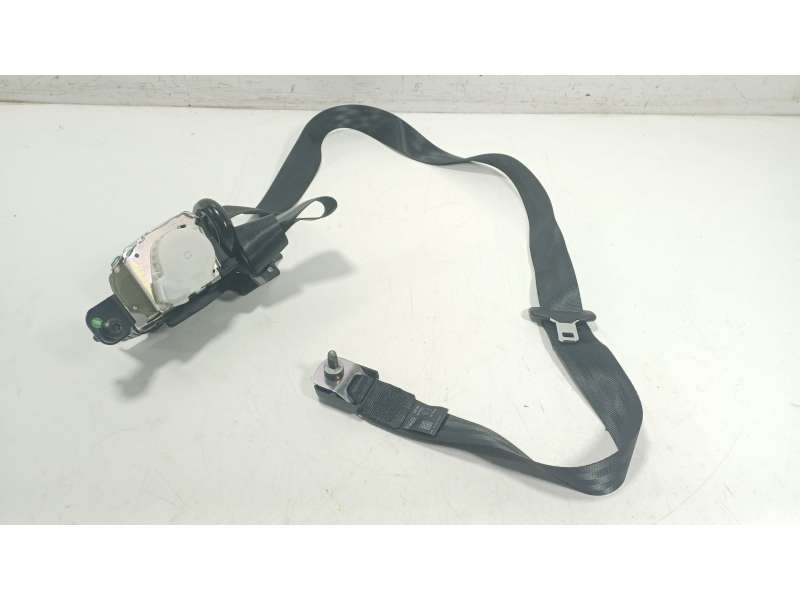 Recambio de cinturon seguridad trasero derecho para volkswagen amarok (t1a, t1b) 3.0 tdi 4motion referencia OEM IAM  MB3B26611E5