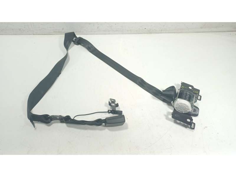 Recambio de cinturon seguridad trasero central para volkswagen amarok (t1a, t1b) 3.0 tdi 4motion referencia OEM IAM  MB3B26611B6