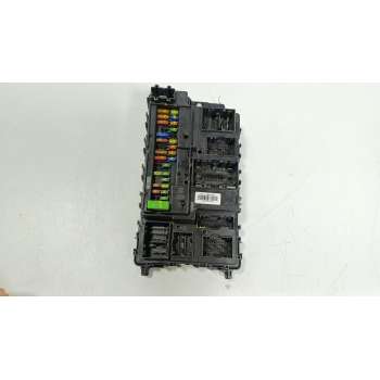 CAJA RELES / FUSIBLES 2HJ937087AL SU5T15604 