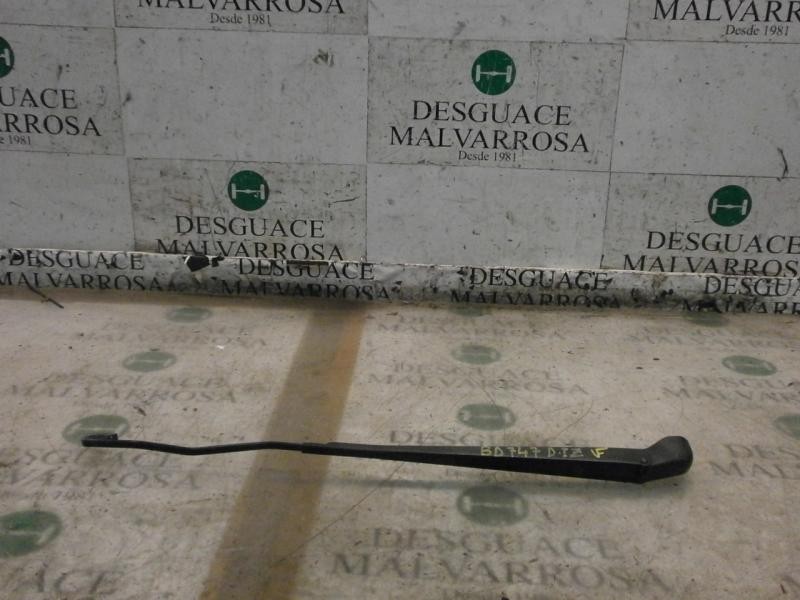 Recambio de brazo limpia delantero izquierdo para citroën xsara picasso 2.0 hdi 90 sx top referencia OEM IAM   