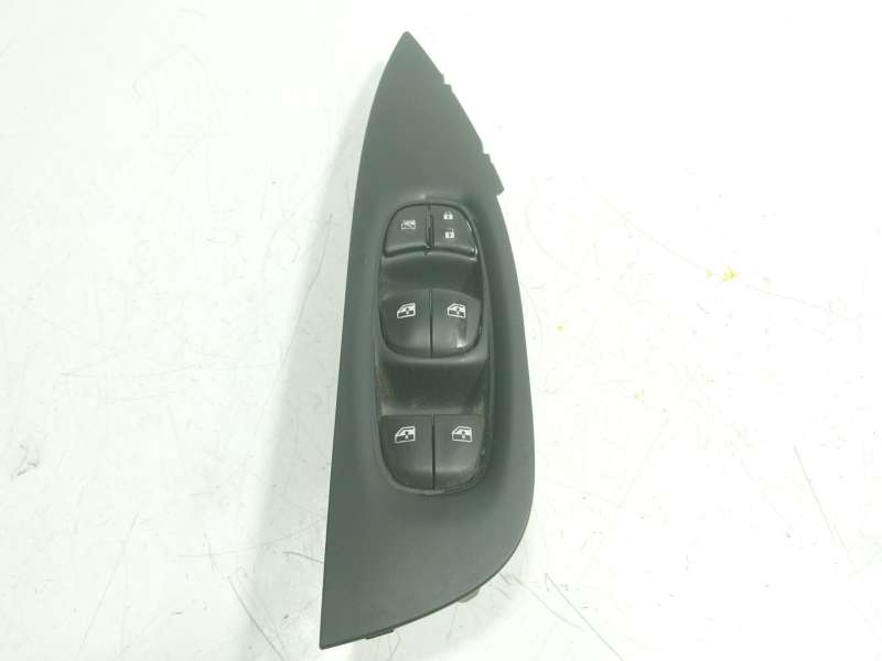 Recambio de mando elevalunas delantero izquierdo para nissan qashqai ii (j11, j11_) 1.2 dig-t referencia OEM IAM   
