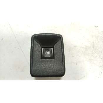 MANDO ELEVALUNAS DELANTERO DERECHO 2823R 