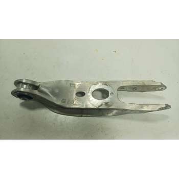 BRAZO SUSPENSION INFERIOR TRASERO IZQUIERDO 80A505311B 