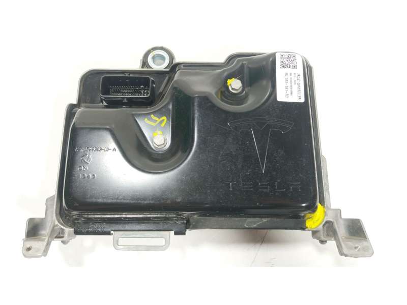 Recambio de centralita motor uce para tesla model 3 ev referencia OEM IAM  156930300A 