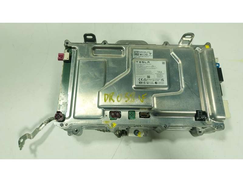 Recambio de modulo electronico para tesla model 3 ev referencia OEM IAM  168127100D 