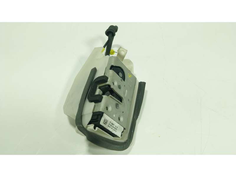 Recambio de cerradura puerta trasera izquierda para tesla model 3 ev referencia OEM IAM  150067401B 