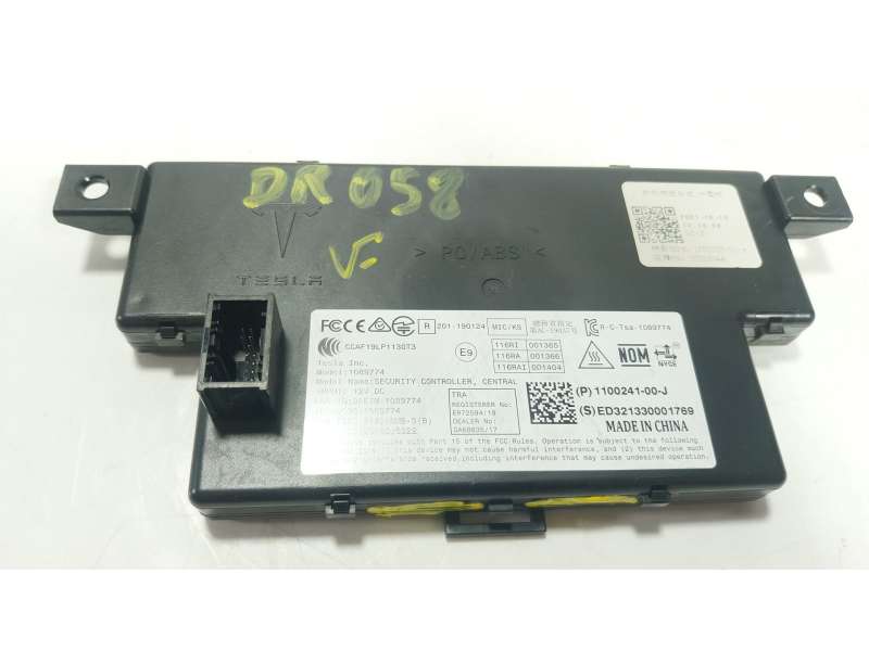 Recambio de modulo electronico para tesla model 3 ev referencia OEM IAM  110024100J 