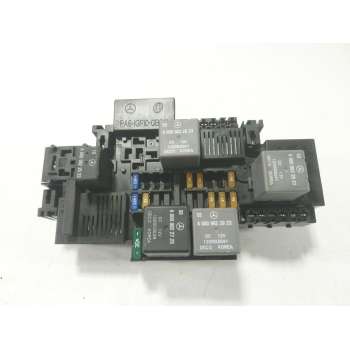 CAJA RELES / FUSIBLES A2229063202 