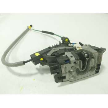 CERRADURA PUERTA DELANTERA DERECHA A2220063999 