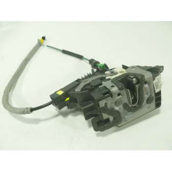 CERRADURA PUERTA TRASERA DERECHA A2220064099 
