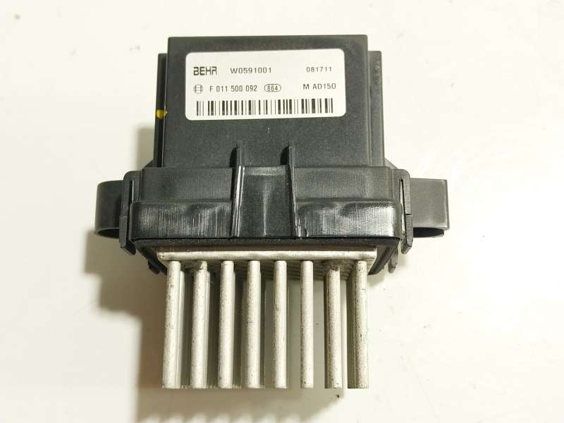 Recambio de resistencia calefaccion para lancia voyager monospace (404_) 2.8 crd (rt, 53) referencia OEM IAM  F011500092 