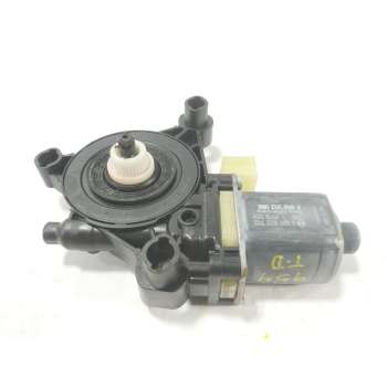 MOTOR ELEVALUNAS TRASERO DERECHO 