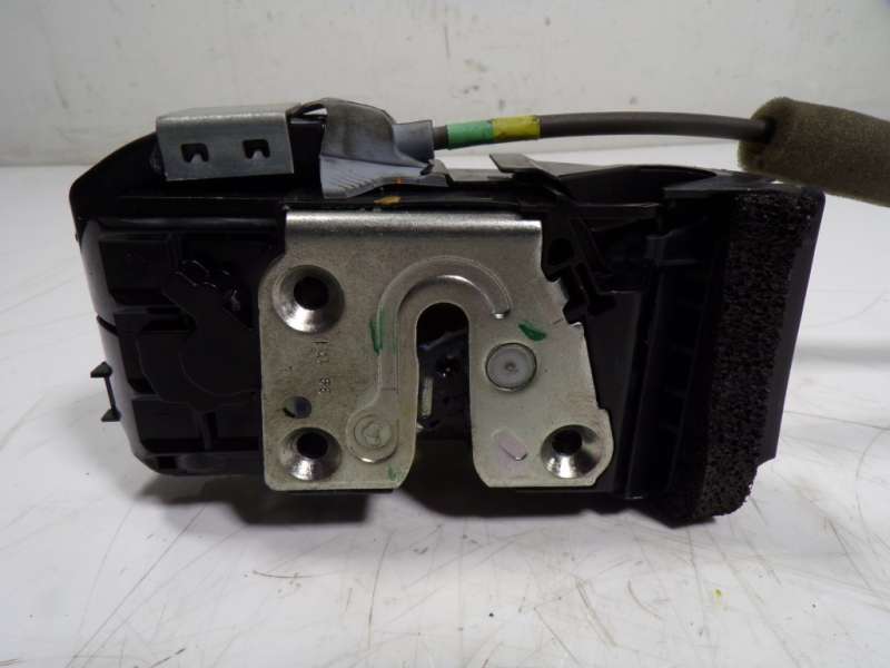 Recambio de cerradura puerta trasera izquierda para nissan juke (f15) 1.2 16v cat referencia OEM IAM 82501BA60B  