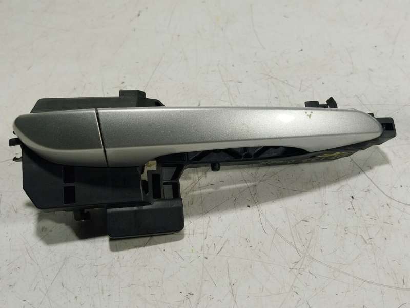 Recambio de maneta exterior delantera derecha para hyundai tucson (tl, tle) 1.7 crdi referencia OEM IAM   