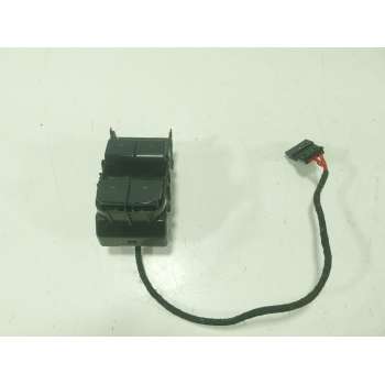 MANDO ELEVALUNAS DELANTERO IZQUIERDO 108103701F 