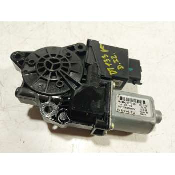 MOTOR ELEVALUNAS DELANTERO IZQUIERDO 82450D7010 