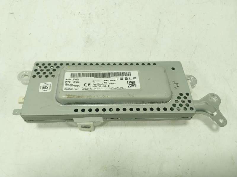 Recambio de modulo electronico para tesla model 3 ev awd referencia OEM IAM  107975500D 