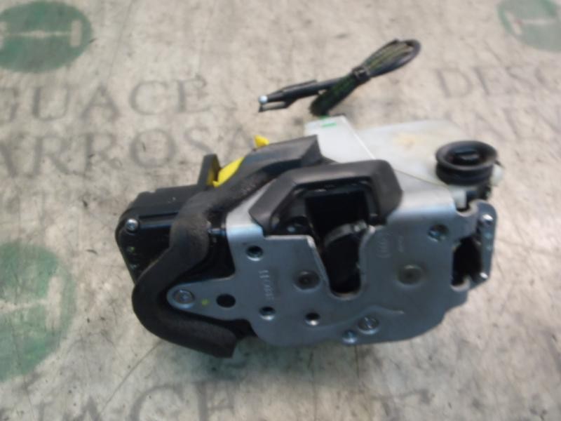 Recambio de cerradura puerta trasera izquierda para opel astra j lim. 1.7 16v cdti referencia OEM IAM   