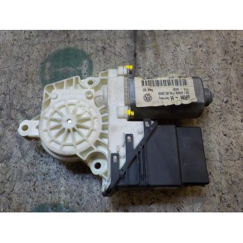 MOTOR ELEVALUNAS TRASERO DERECHO 